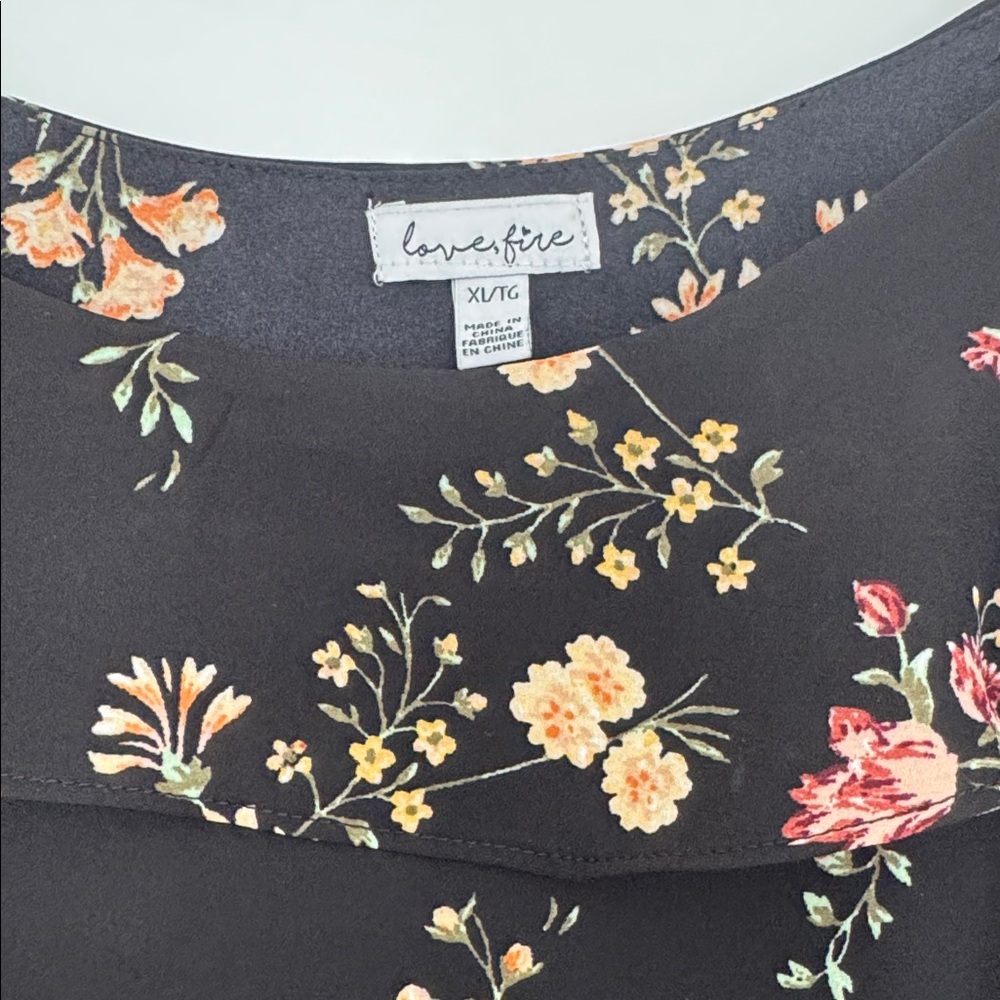 Floral Off-Shoulder Ruffle Women's Top - Picture 2 of 4
